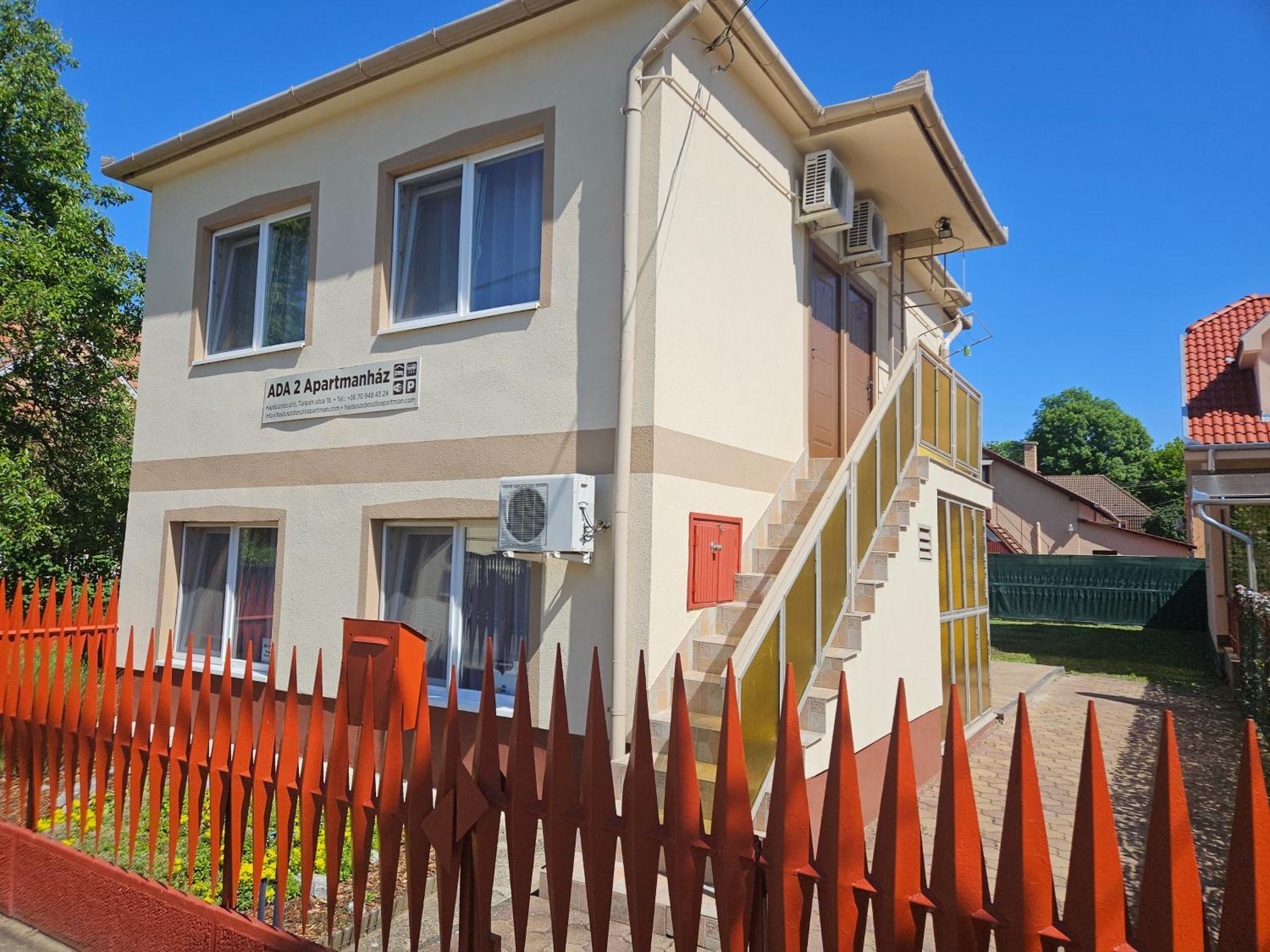 ADA 2 Apartmanház Hajdúszoboszló Exterior foto