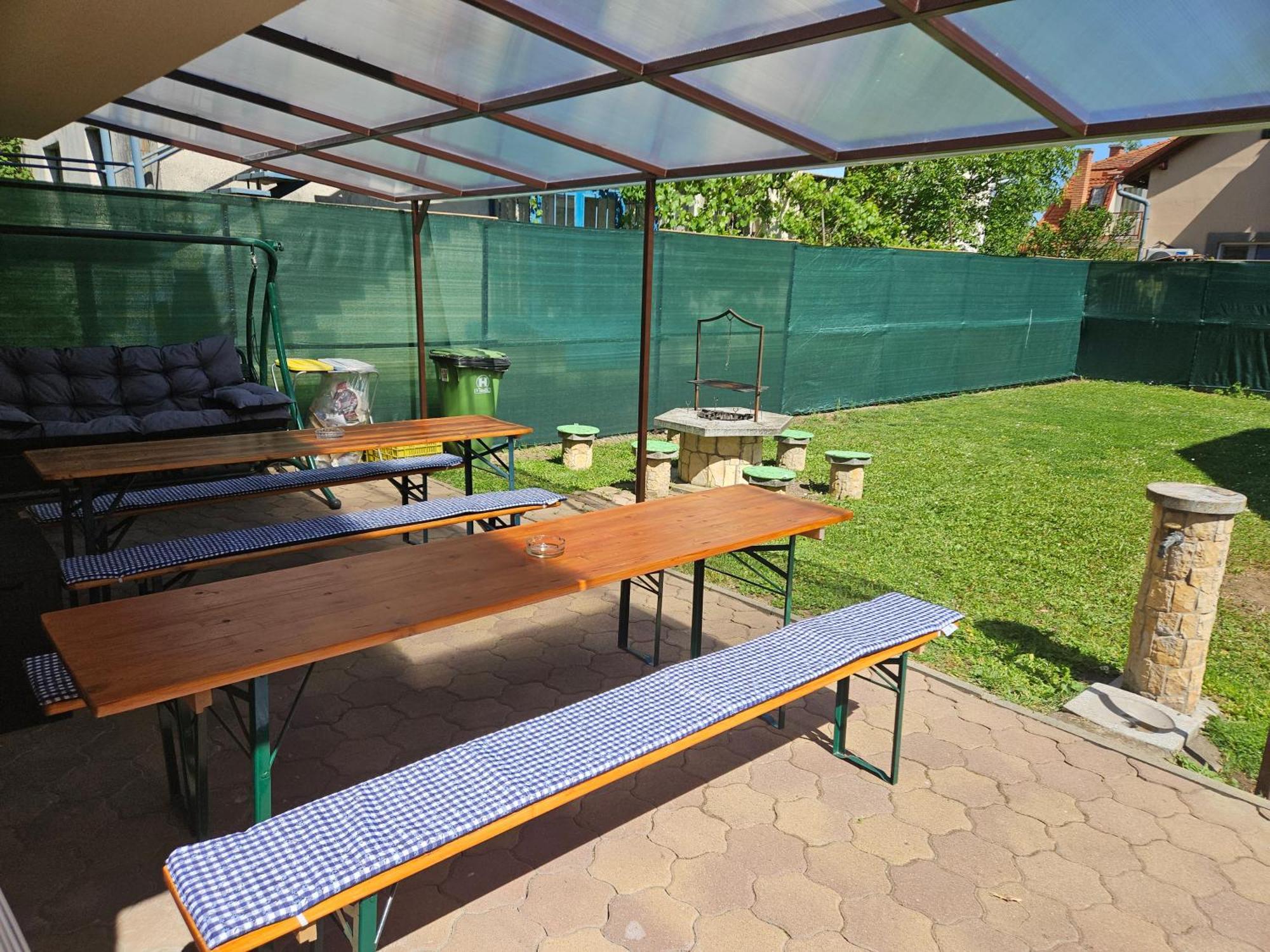 ADA 2 Apartmanház Hajdúszoboszló Exterior foto