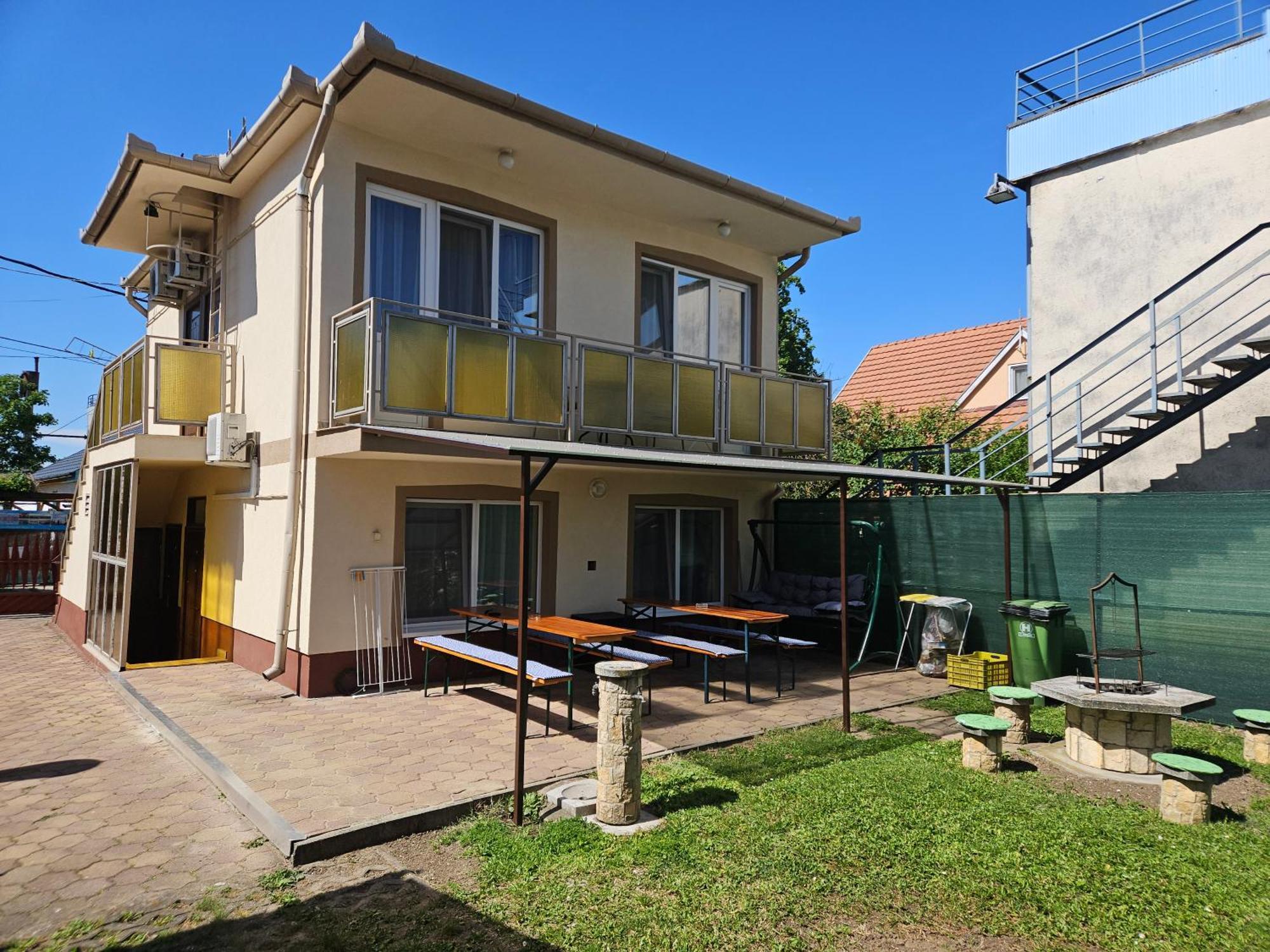 ADA 2 Apartmanház Hajdúszoboszló Exterior foto