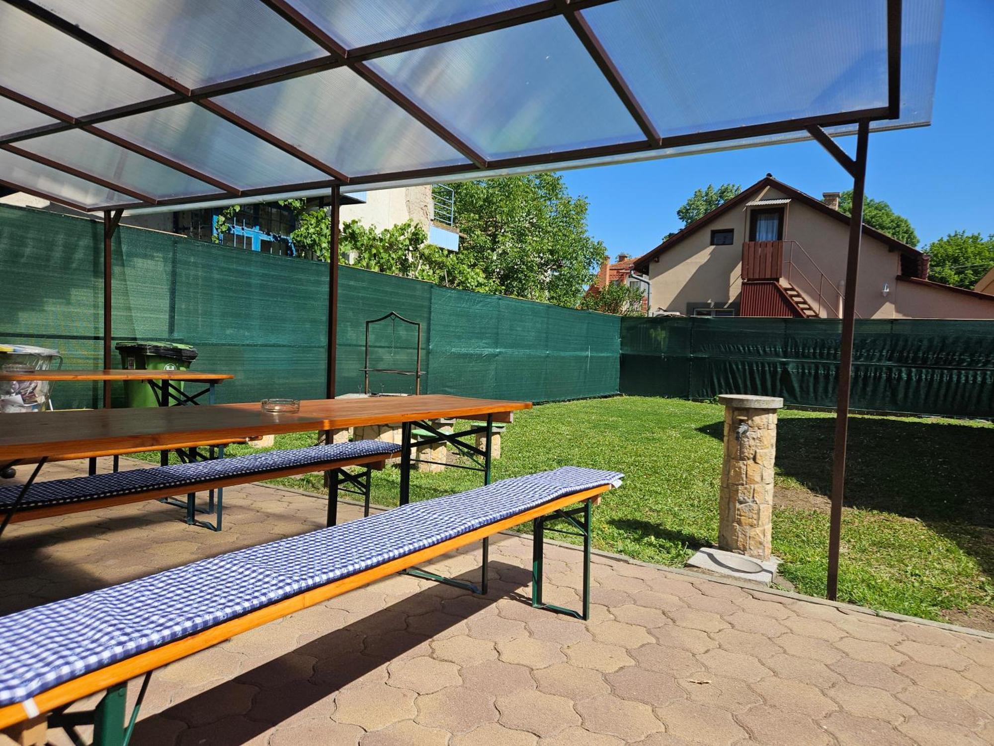 ADA 2 Apartmanház Hajdúszoboszló Exterior foto