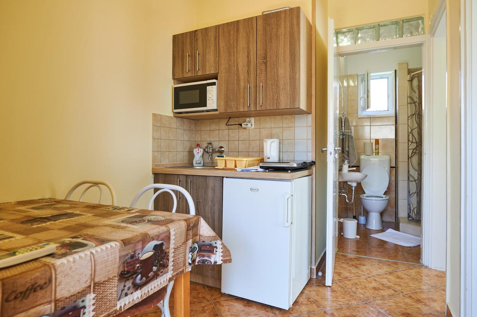 ADA 2 Apartmanház Hajdúszoboszló Exterior foto
